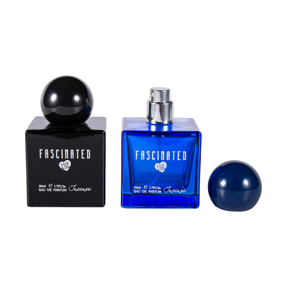 KY145-WJ2537 50 ml würfelförmige Parfümflasche aus farbig bedrucktem Glas mit sphärischer UV-Kunststoffkappe